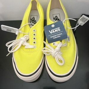 Vans Authentic Anaheim Factory edition, Brand New Neon Yellow, women 9/men 7.5